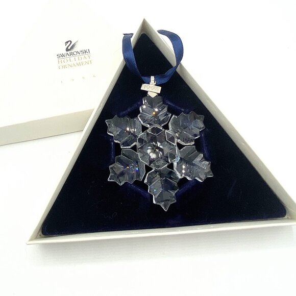 1996 Swarovski Holiday Christmas Snowflake ornament mint in box XN34